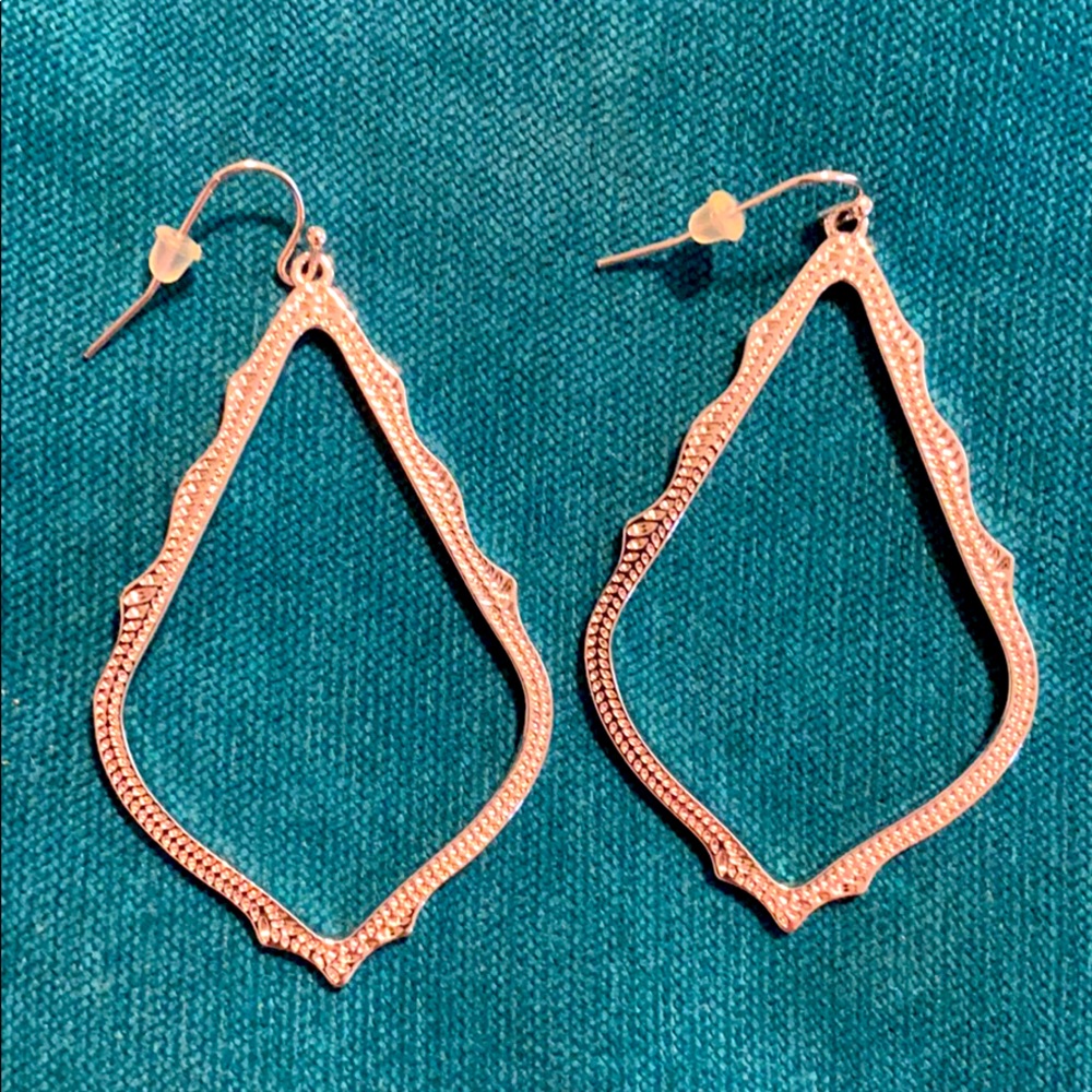 Kendra Scott Sophie Drop Earrings in Silver